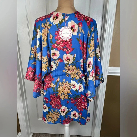 UMGEE Meet Me At The Resort Boutique Floral Kimono‎ NWT Sz Small - Picture 6 of 7